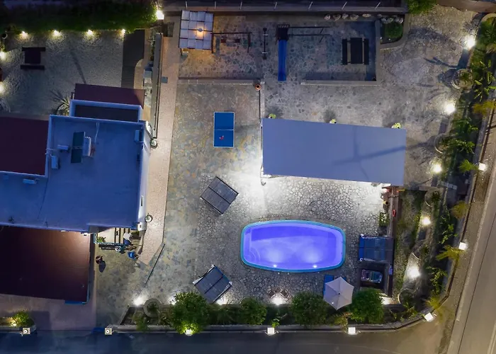 度假居 Maripaul Family *