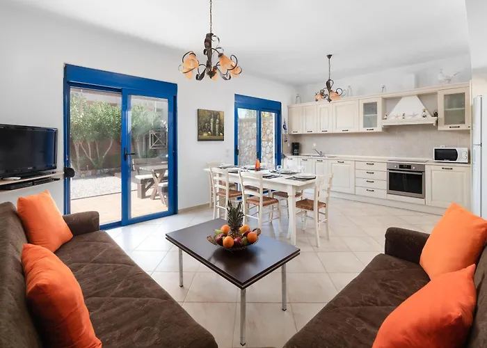 Maripaul Family Lardos